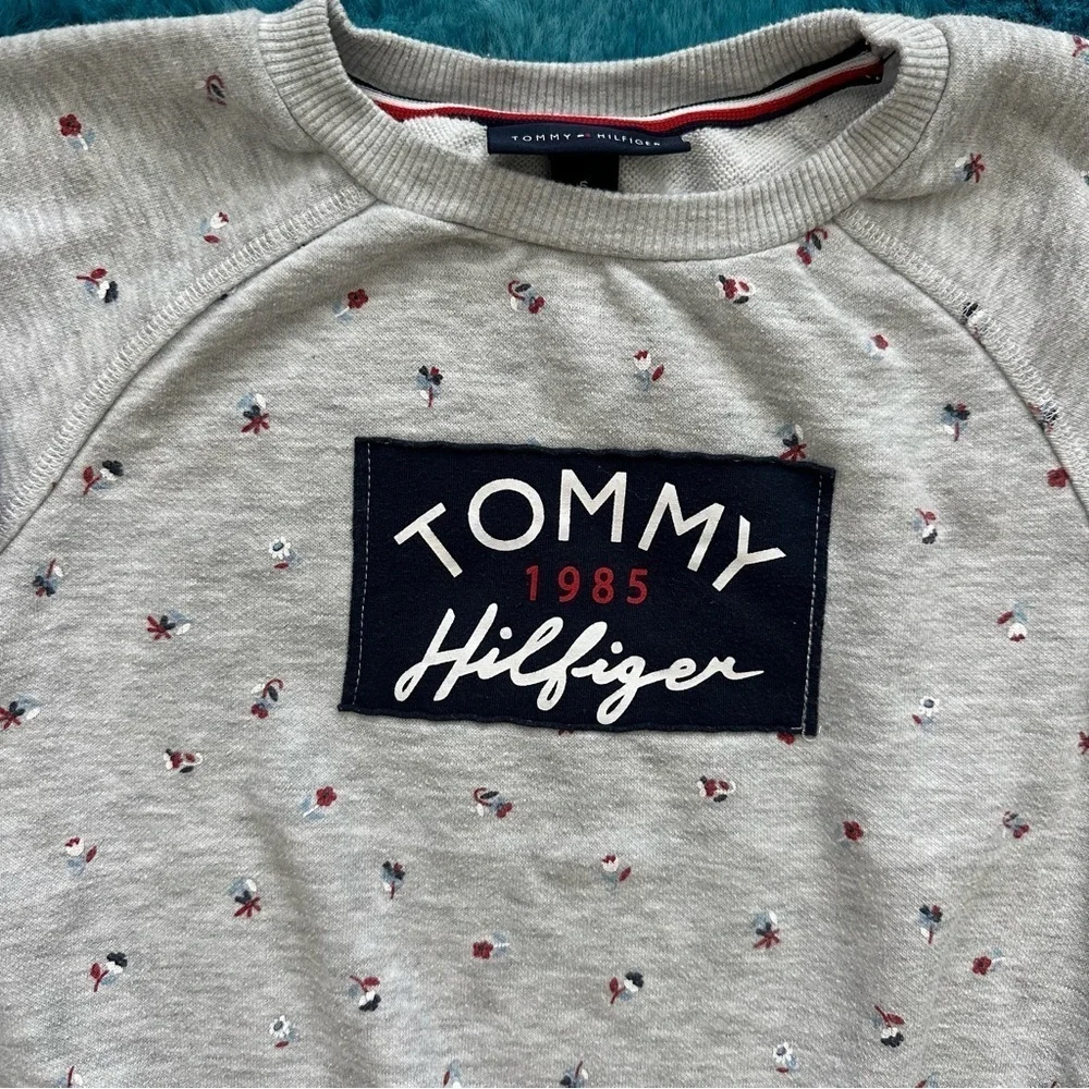 Tommy Hilfiger Kids Gray Shorts Set Size 6 Girls